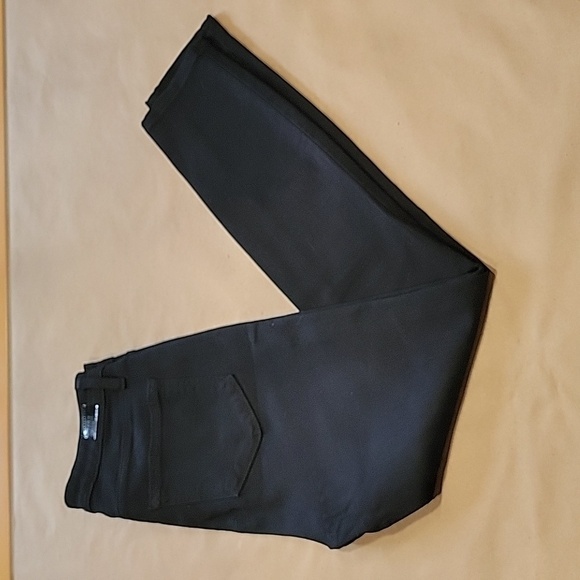 Paige Size 25 Margo Crop Black Jeans, Used Condition - Picture 1 of 13